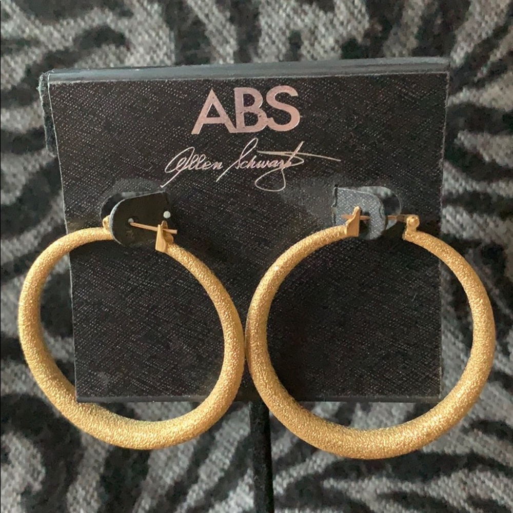 Beautiful gold hoop earrings